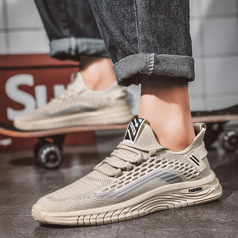 Zapatos de hombre de coco 2025 nuevo estilo de verano transpirable de malla fina tejida voladora realce zapatos de malla deportiva zapatos de moda casuales hombres