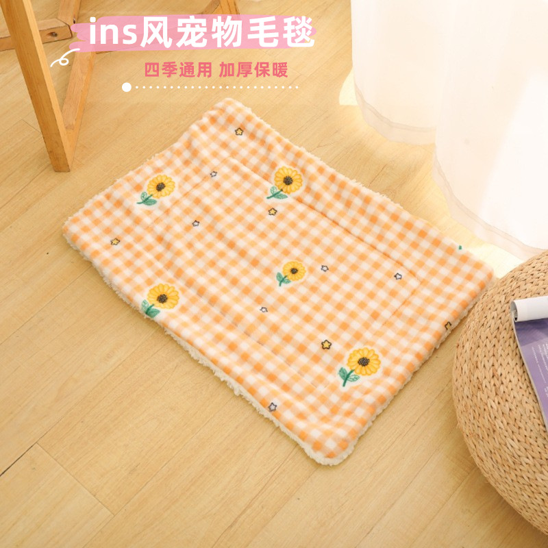 Manta del animal doméstico perro Esterillas invierno gato nido caliente dormir cuatro estaciones universal perrera mascota en stock al por mayor
