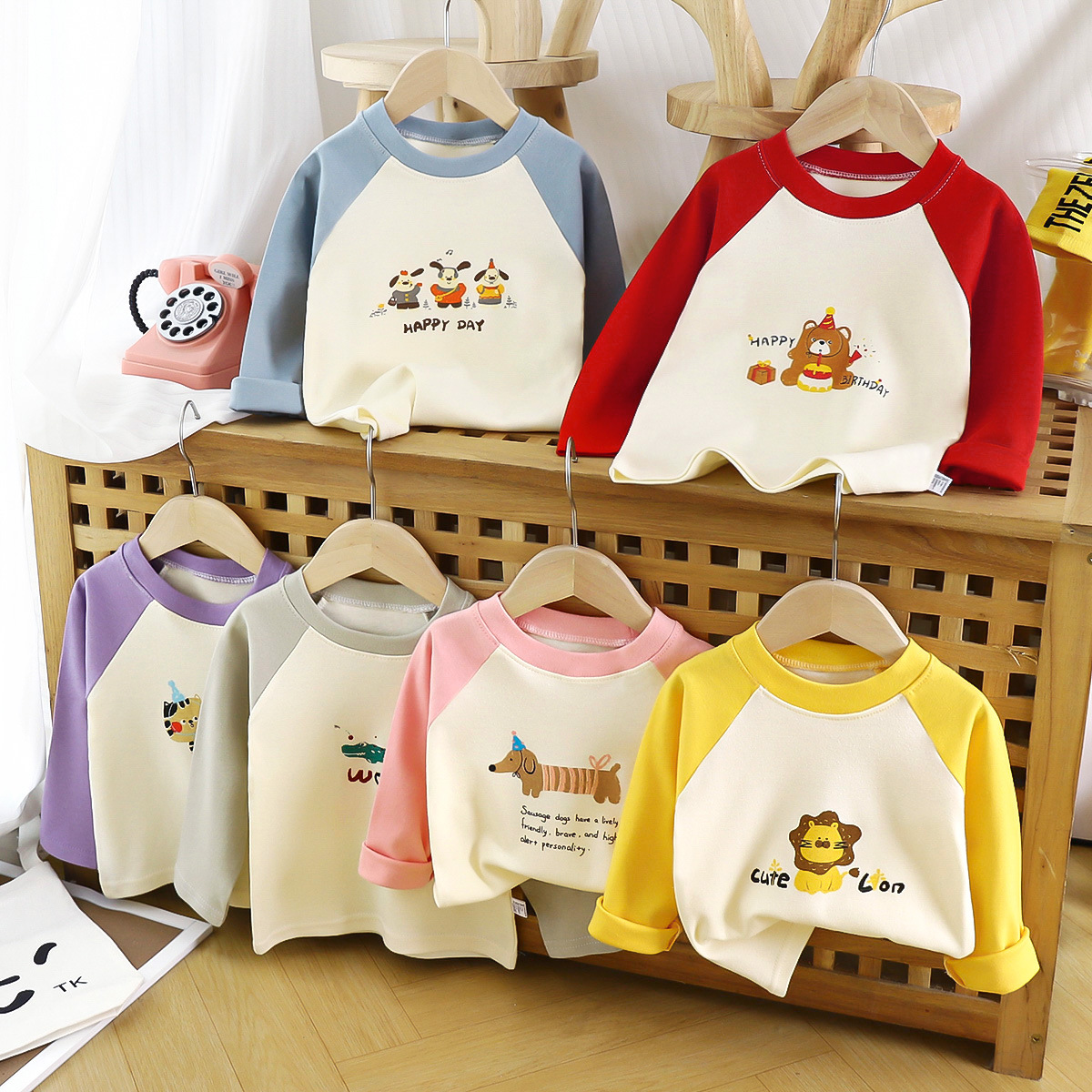 Camisetas de manga larga para niños, ropa de otoño, ropa de otoño para bebés de algodón puro, camisetas de base para niñas, ropa infantil al por mayor.