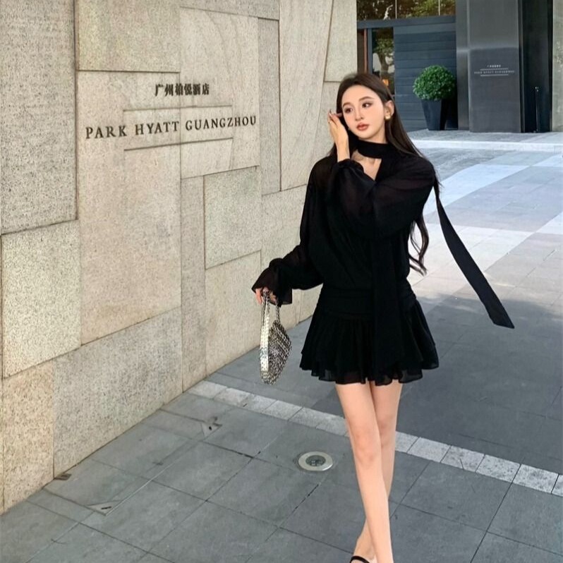 Gray ribbon cross V-neck long-sleeve dress for women, early autumn elegant fitted short dress, socialite lady style A-line dress Gray ribbon cross V-neck long-sleeve dress for women, early autumn elegant fitted short dress, socialite lady style A-line dress