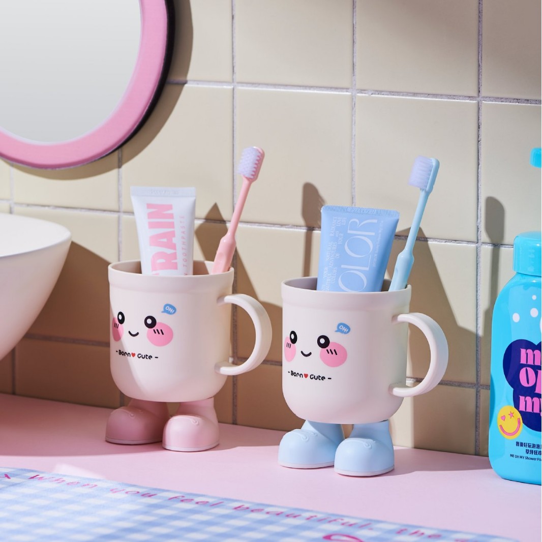 儿童刷牙漱口杯网红创意小脚丫喝水杯家用卡通刷牙杯塑料洗漱杯