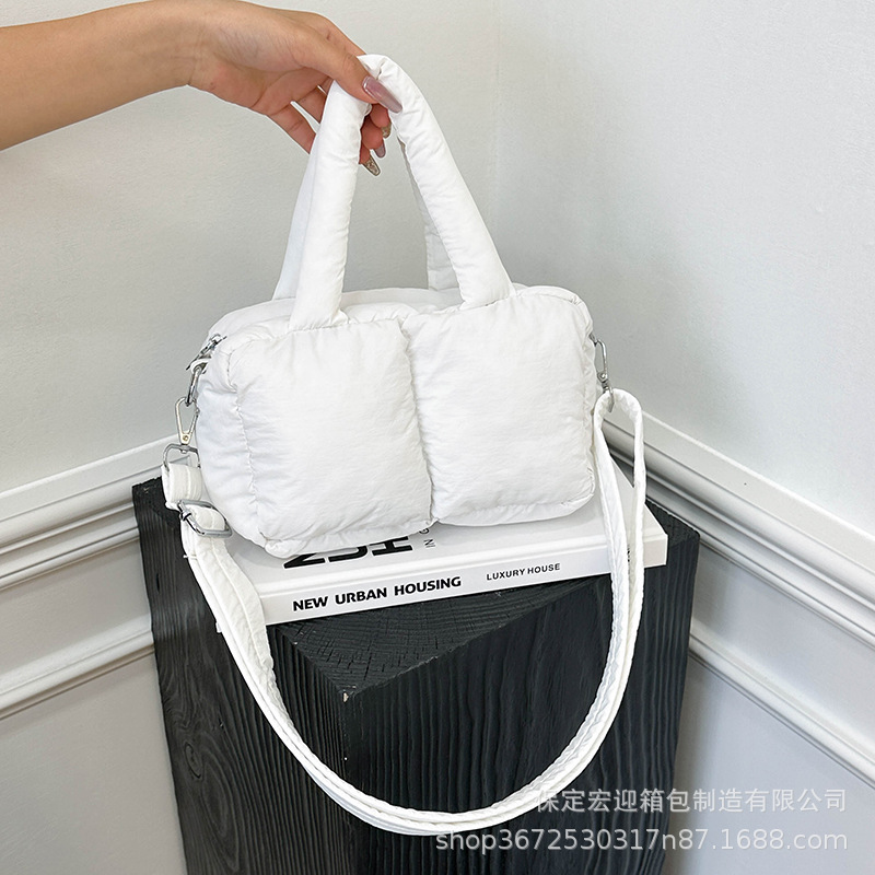 跨境2025新款潮腋下单肩包休闲大容量棉服包包女手提云朵托特包包|undefined
