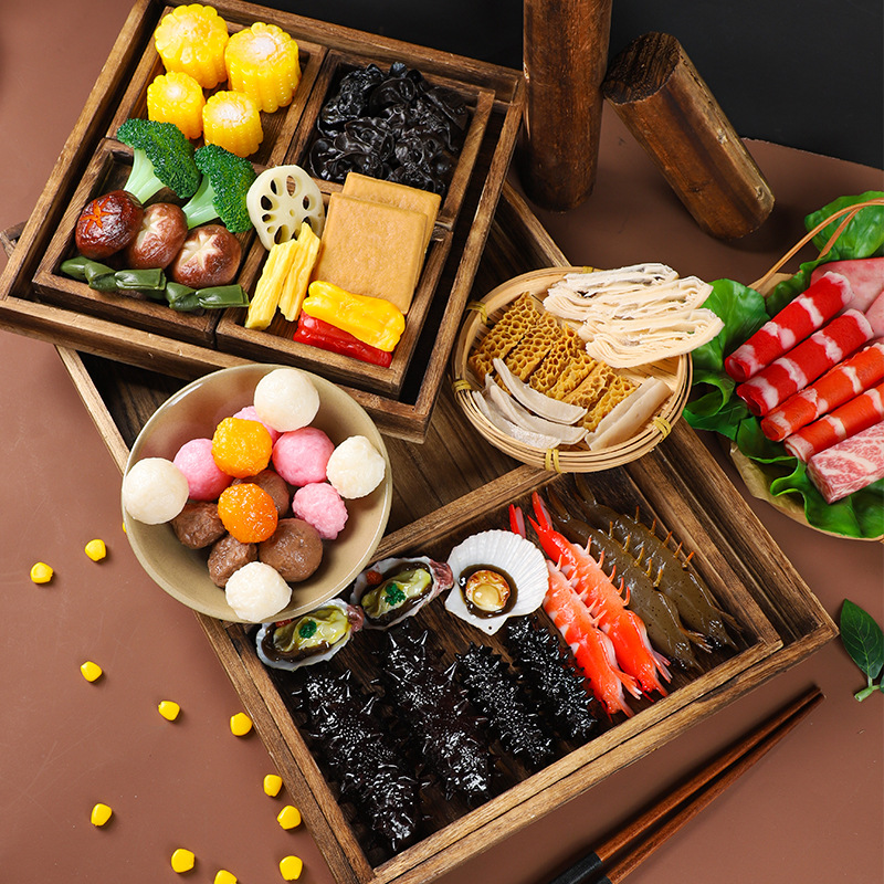 Simulación de material de olla caliente modelo de plato falso shiitake granos de maíz soja calamar kelp lotus piezas de tofu de bambú props