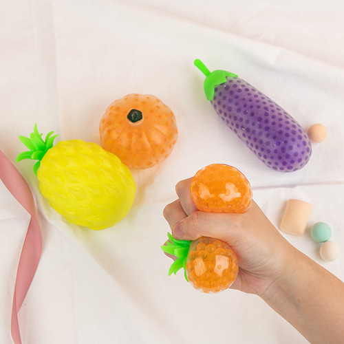 Banana strawberry simulated fruit and vegetable decompression small fruit beads ball to vent squeeze pinch fun children decompression play