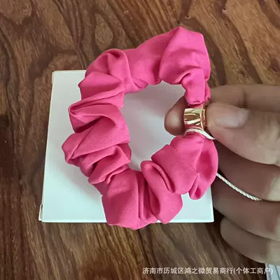 Lu's Chanel-Style Women's Logo Saç üçün rezinlər - rose-red