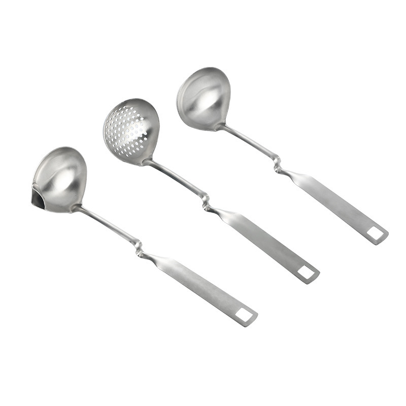 Cuchara de tapón de aceite de pared de acero inoxidable Cuchara de olla caliente Cuchara de cocina para el hogar Cuchara de colador Juego de utensilios de cocina Carcasa de sopa engrosada Resistencia a altas temperaturas