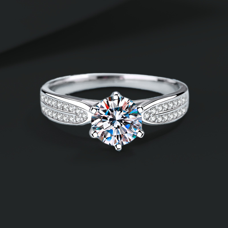 Shake Tone Live Selling Star Queen 925 Six Claw Ring with Eight Heart and Eight Arrows 1 karat Moissanite Open Ring