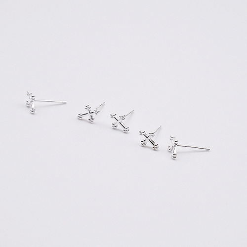 Cross earrings for women, simple and compact, pierced earrings for sleeping, no need to take them off,  new trendy style