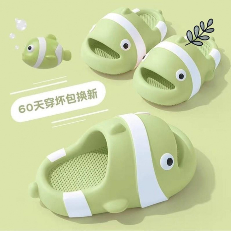 Clown Fish Kidsren's Slippers Boys Summer Cartoon Cute Girls Middle and Large Kidsren Family Indoor Bathroom Non-Slip Home
