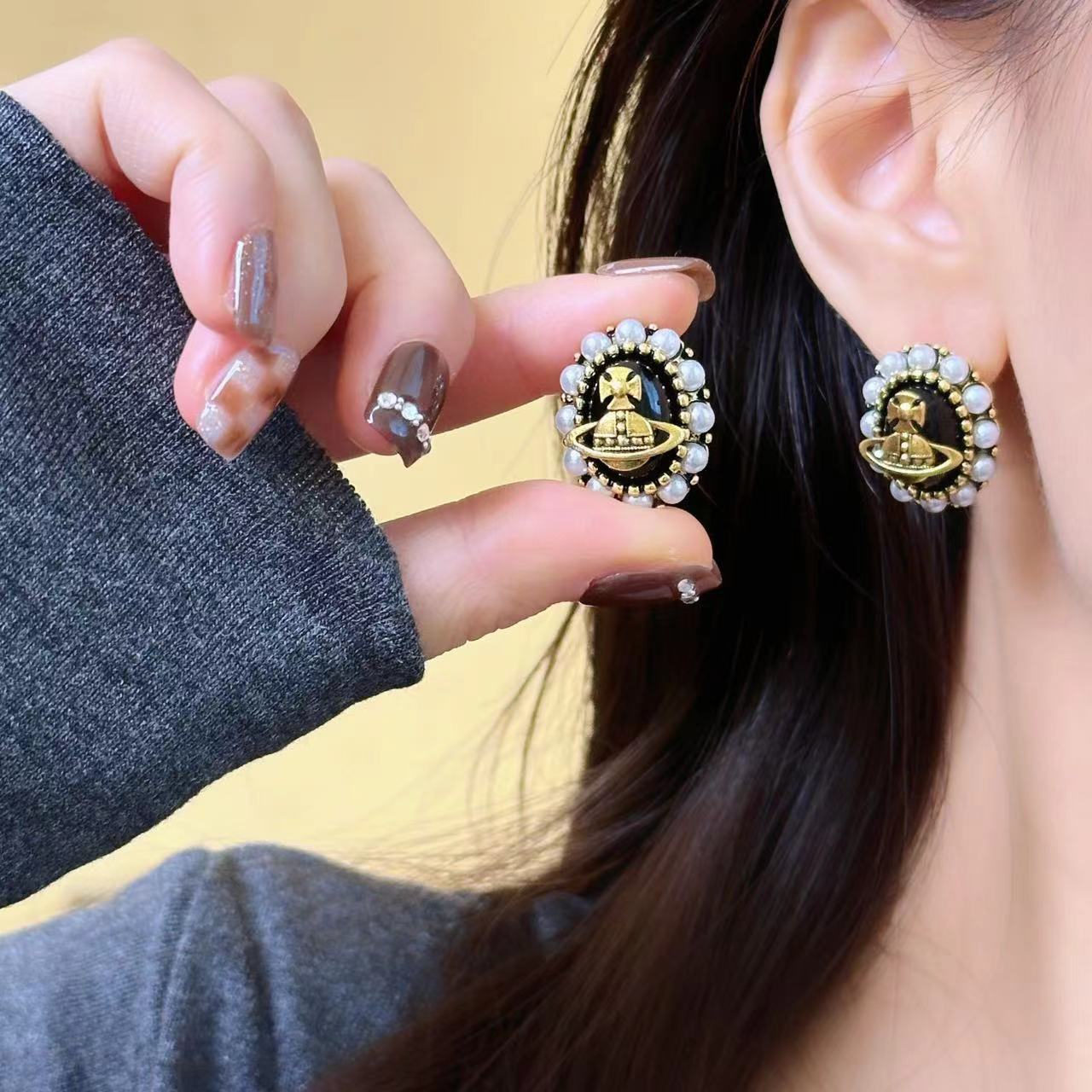 法式復古簡約土星珍珠愛心耳釘女精緻小巧設計耳環星球耳環耳飾潮