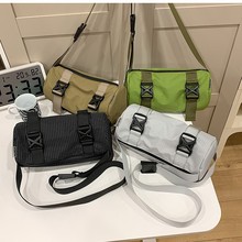 新款日系工装包女小众潮牌斜挎包时尚百搭机能运动单肩包男小挎包