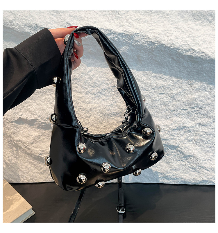 Borsa a tracolla da donna con borchie stile alla moda chic_voghion.com