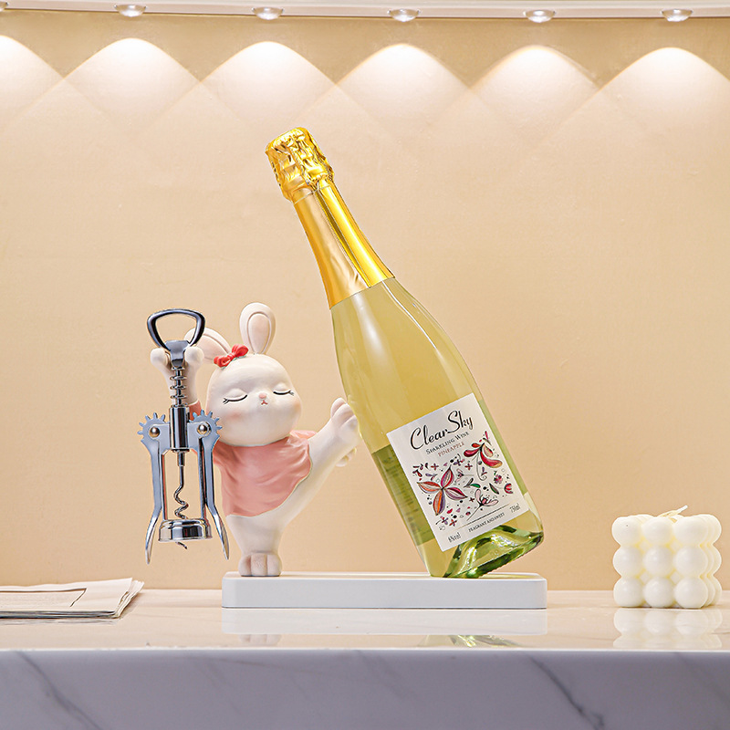 Creative lucky cat wine rack decoration wine cabinet decoration light luxury high-end sideboard cabinet home living room shelf