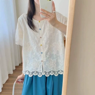 日系森女系 夏季新品复古圆领镂空钩花百搭减龄短袖衬衫女打底衫