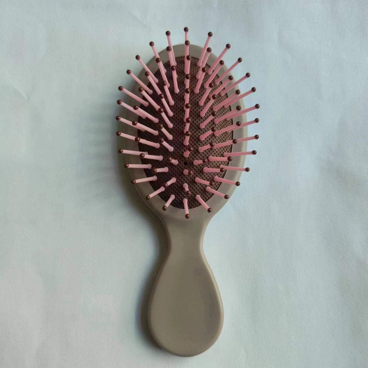 Handheld Scalp Massager Brush, Matte Finish, Soft Cushion, 14 cm Compact