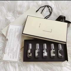 ベトナムビッグブランドQバージョン香水サンプルセット卸売ドロップシッピングセット人気のギフトボックスバレンタインデー用