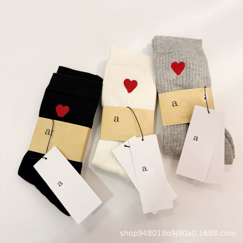 New Style Ai Heart Embroidery Mid-Length Socks with Thick Towel Bottom, Unisex Sports Socks with Letter Design, Fashionable Couple Trendy Socks