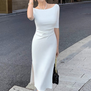 ���ϰ����bͨ��ȹ�Ӹ߼����ļ��r�К��|�����ް���ɫŮʿ�B��ȹ