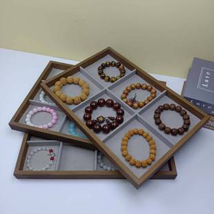 �ں���ľ�y��P�бP���C�ִ���朶��ɢ���Ʒ���ƴ���ռ{��