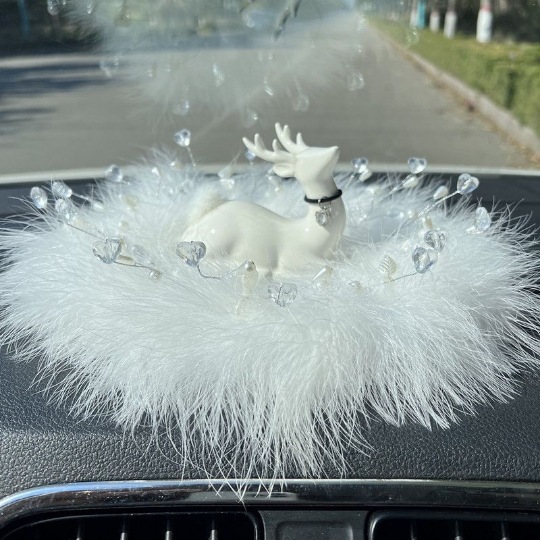 Little Daisy modelo de coche decoración de coche coche clásico aleación personalidad arco decoración de coche consola central cojín de pelo mujer