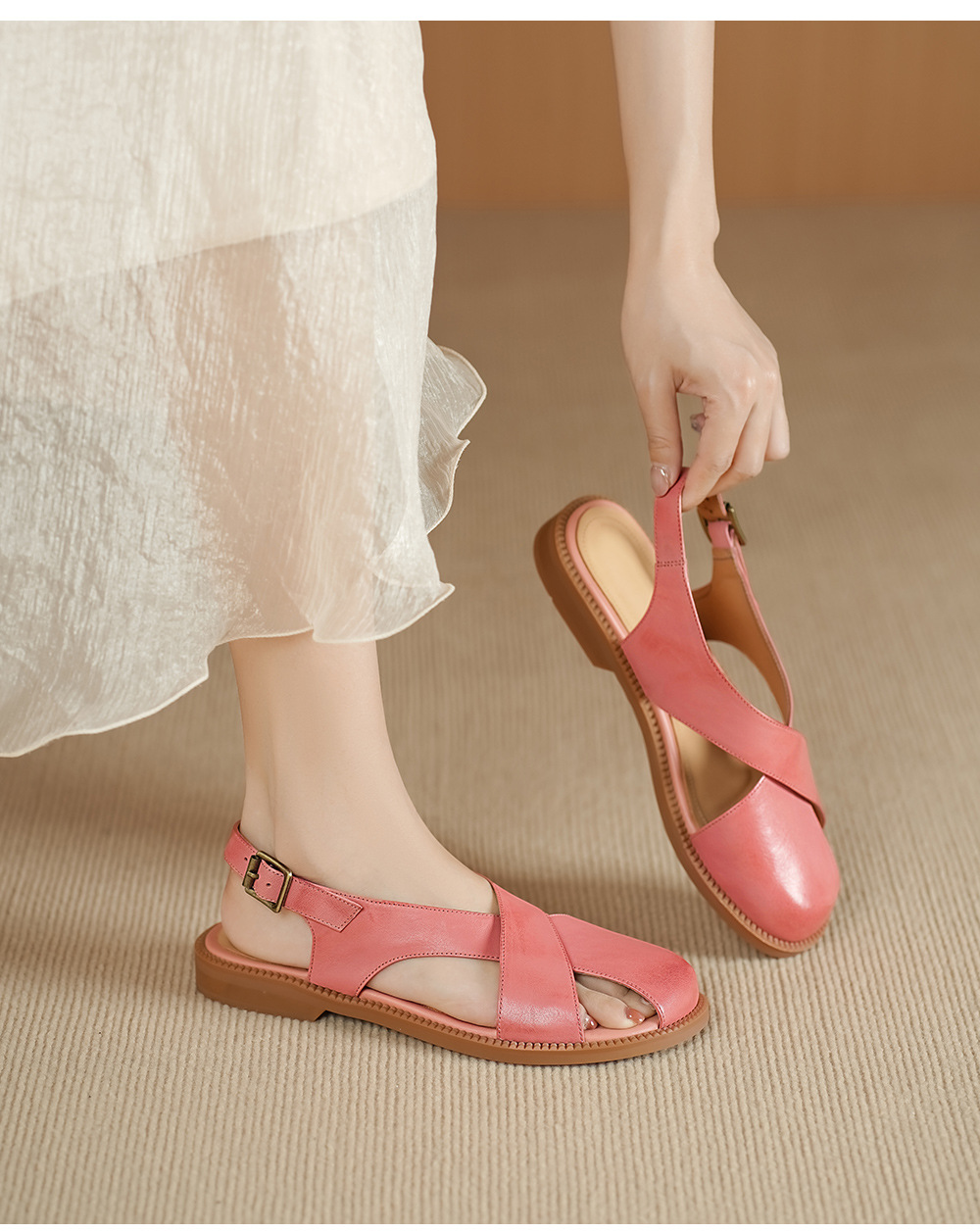 Dép sandal nữ quai chữ V đơn giản da bò mềm đế bệt — màu hồng chi tiết 4