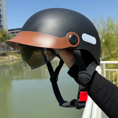 Motosiklet kaskı (dəbilqə) – for all seasons - adjustable-brim-and-head-circumference-sun-protection-visorhiddenbreathable-black