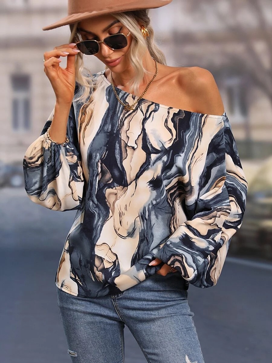Summer New Fashion One-shoulder Loose Lantern Sleeve Top display picture 3