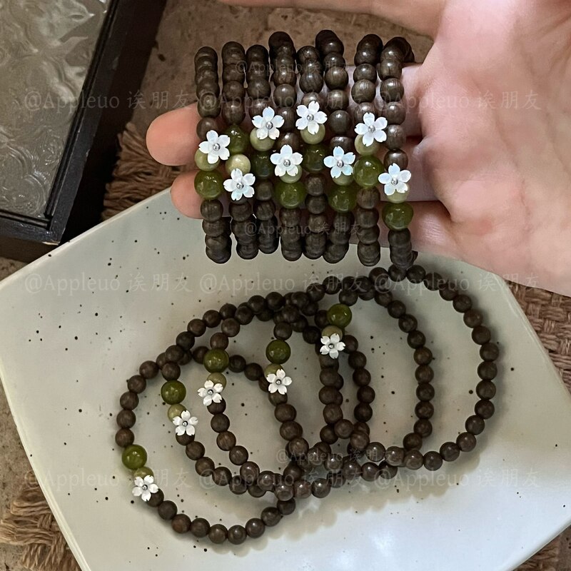 Mushanghua original handmade wooden bracelet, a cool and elegant new Chinese-style bracelet accessory featuring natural jasmine and sandalwood beads
