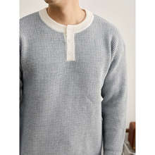华夫格肌理感撞色亨利领针织衫袖口指洞护掌设计套头毛衣男
