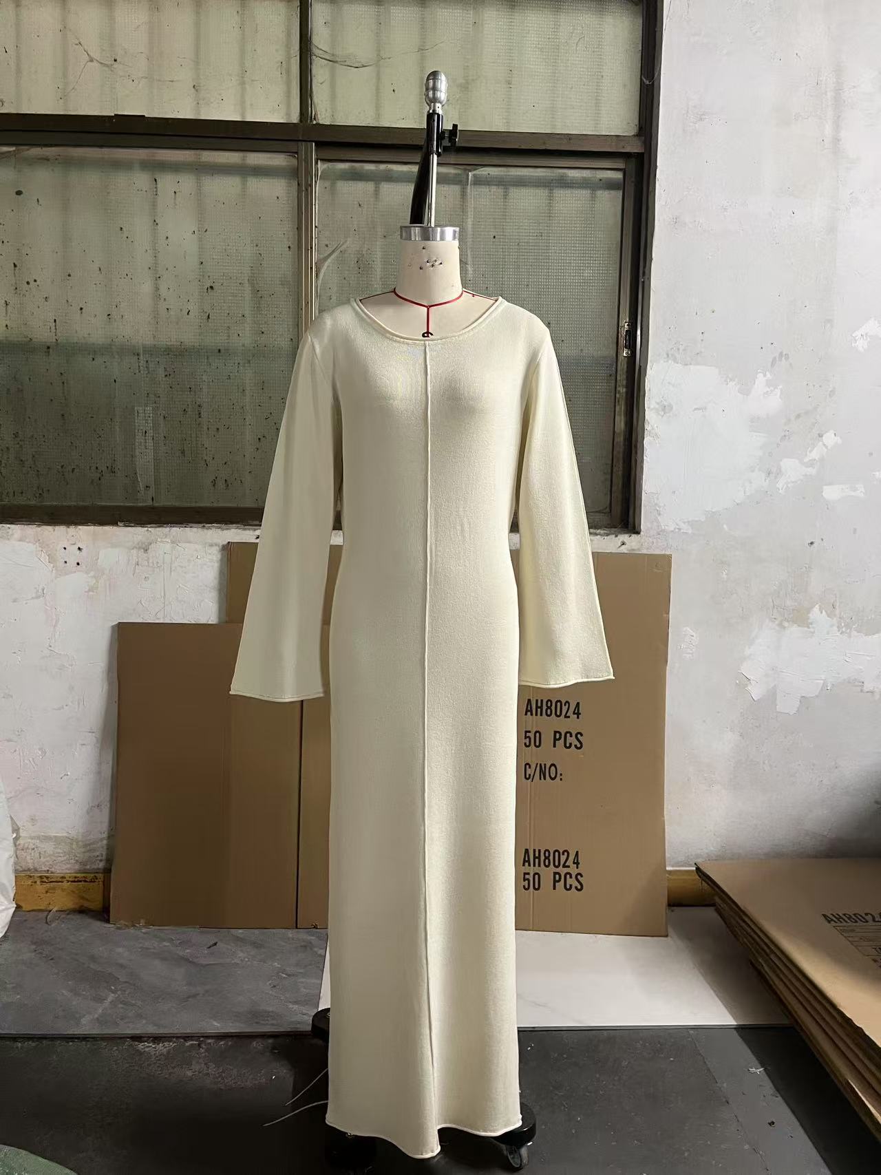 GraceChic 2025 New European And American Style Simple Versatile Ribbed For Women Autumn Winter Bodycon Knitted Long Dress_voghion.com