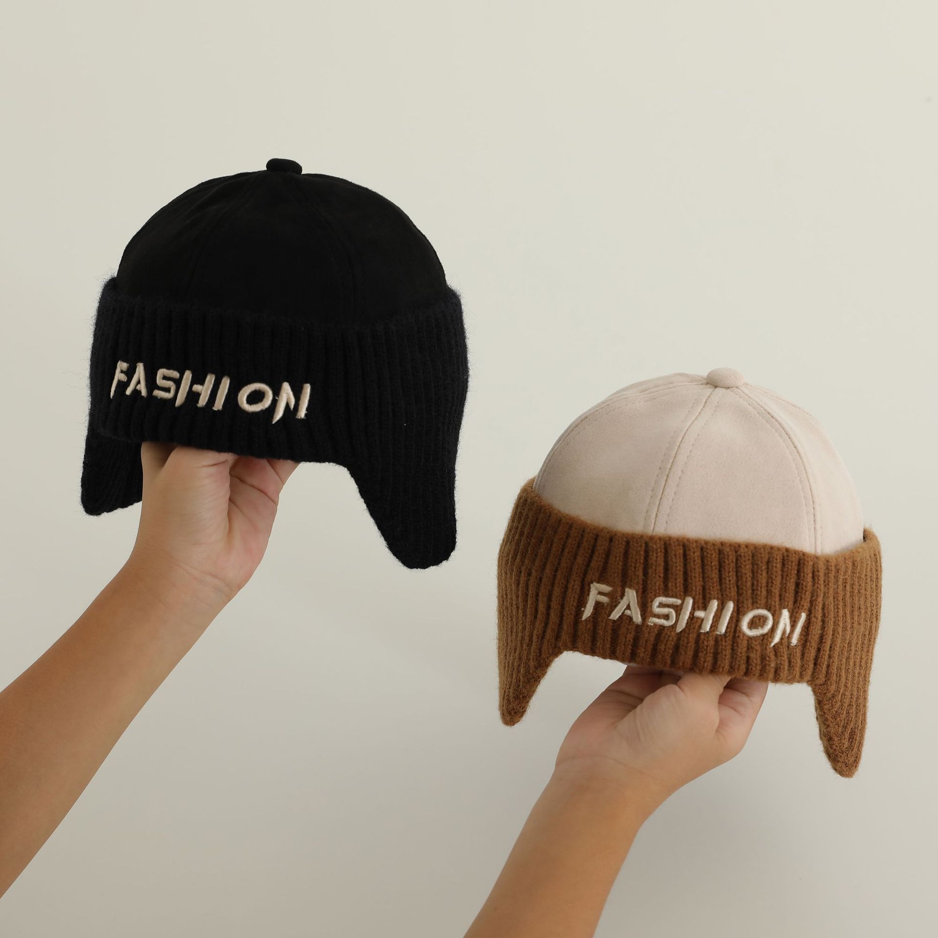 Sombreros infantiles otoño-invierno letras bordadas orejas sombreros para bebés de otoño lindo super lindo sombrero de punto extranjero