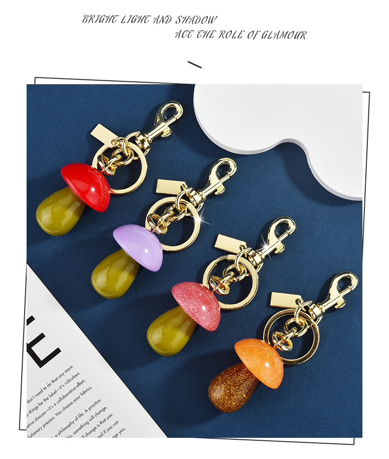Mushroom Pattern All Seasons Season 1 Piece Cute Classic Style Mushroom Alloy Plating Bag Pendant Keychain