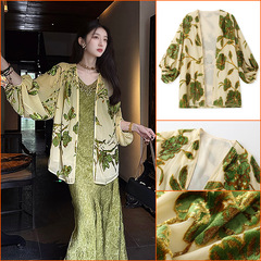 高端新中式丝绒烂花外套秋季时尚新款印花开衫设计上衣女装 N8062