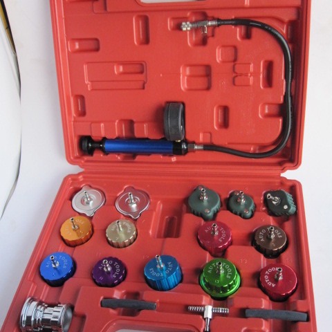 21件水箱测漏检测仪汽车冷却系统测试水箱加压检漏仪水箱加压工具