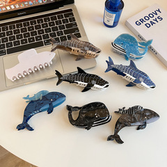 サメのクジラの髪をシミュレートして、酢酸の板材をつかんで、海洋動物シリーズの髪を挟んで、高級感があります。