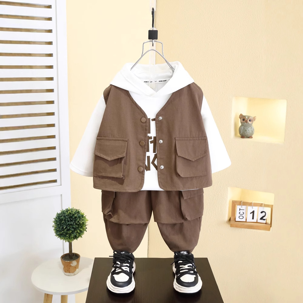 7570 traje de tres piezas para niños 2025 nuevo traje de primavera y otoño casual atractivo para niños pequeños y medianos