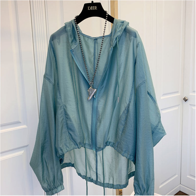 2024 New Summer Lightweight Ice Silk Sun Protection Clothing Women's Loose Slimming Sun Protection Shirt Thin Coat Hooded Top Trendy