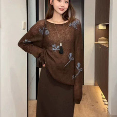 美拉德咖色刺绣针织衫女高级感慵懒chic套头毛衣2025新款上衣早秋
