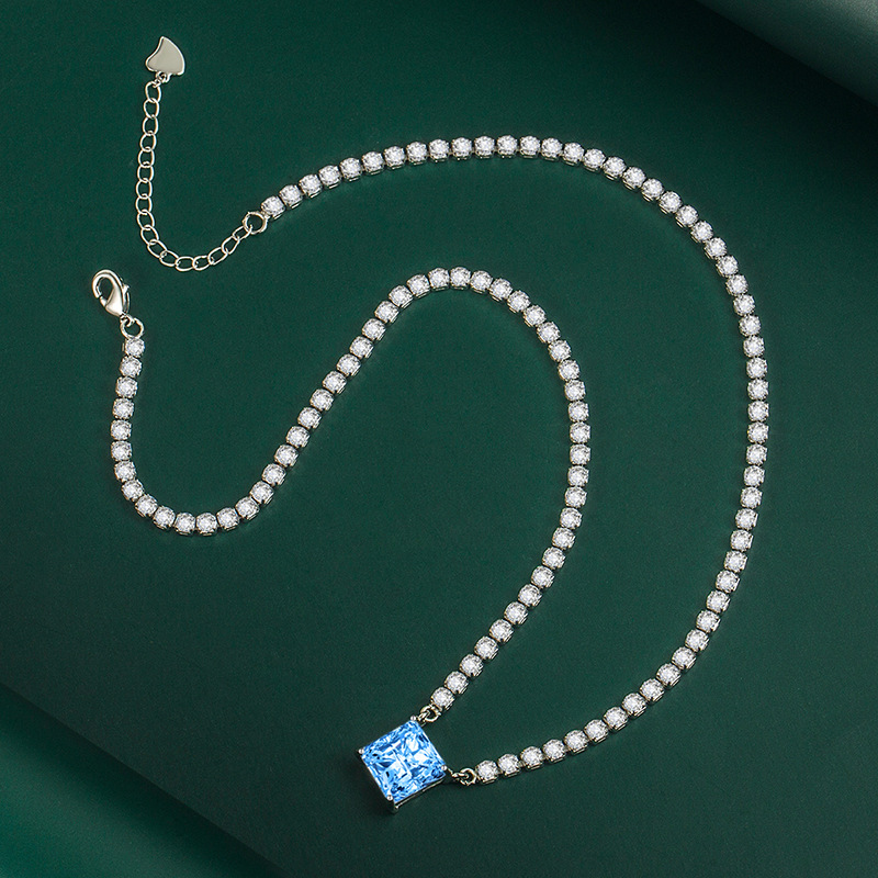 Fashion Geometric Copper Inlay Zircon Pendant Necklace 1 Piece