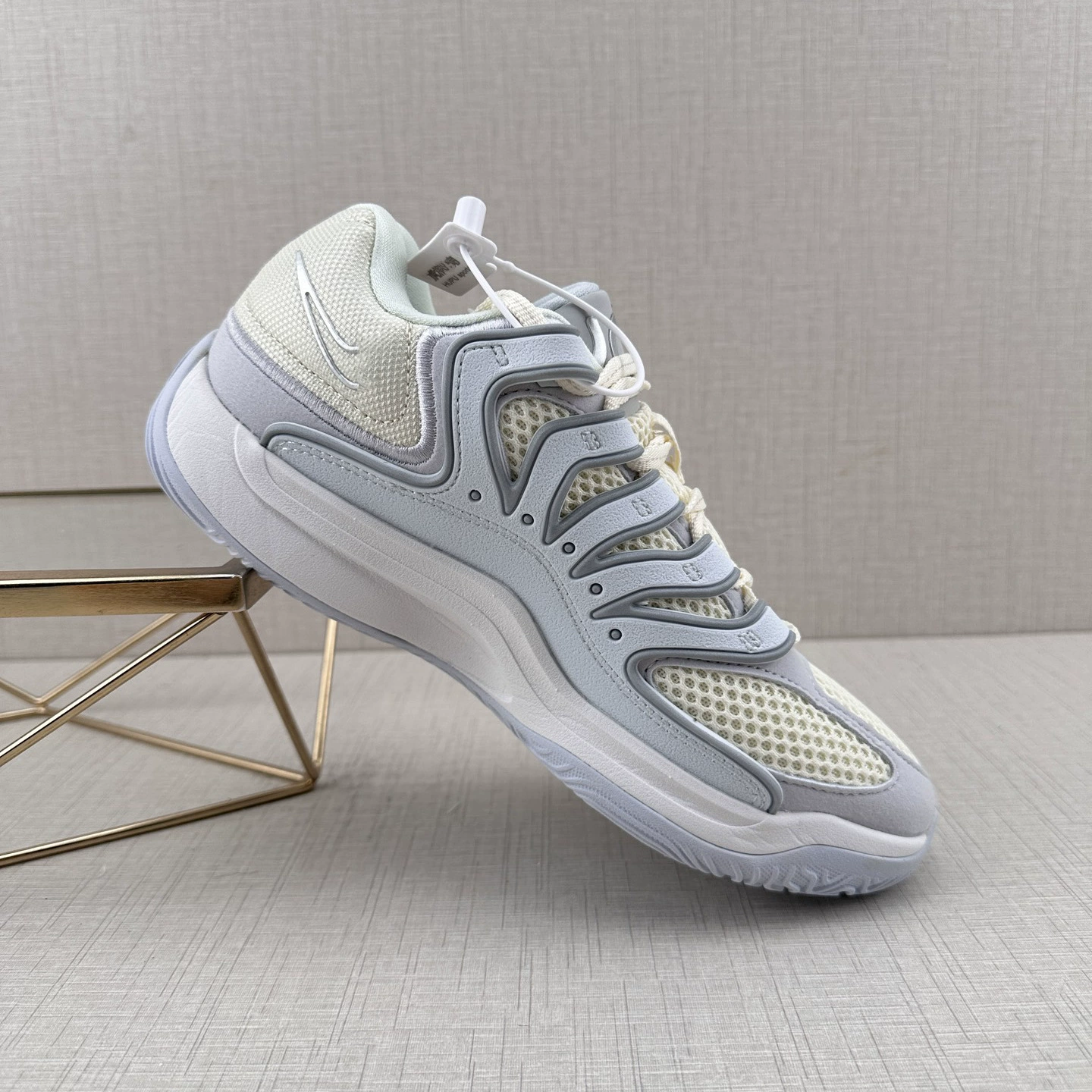 High quality shoes纯原KD18杜兰特18代实战签名篮球鞋防滑耐磨减