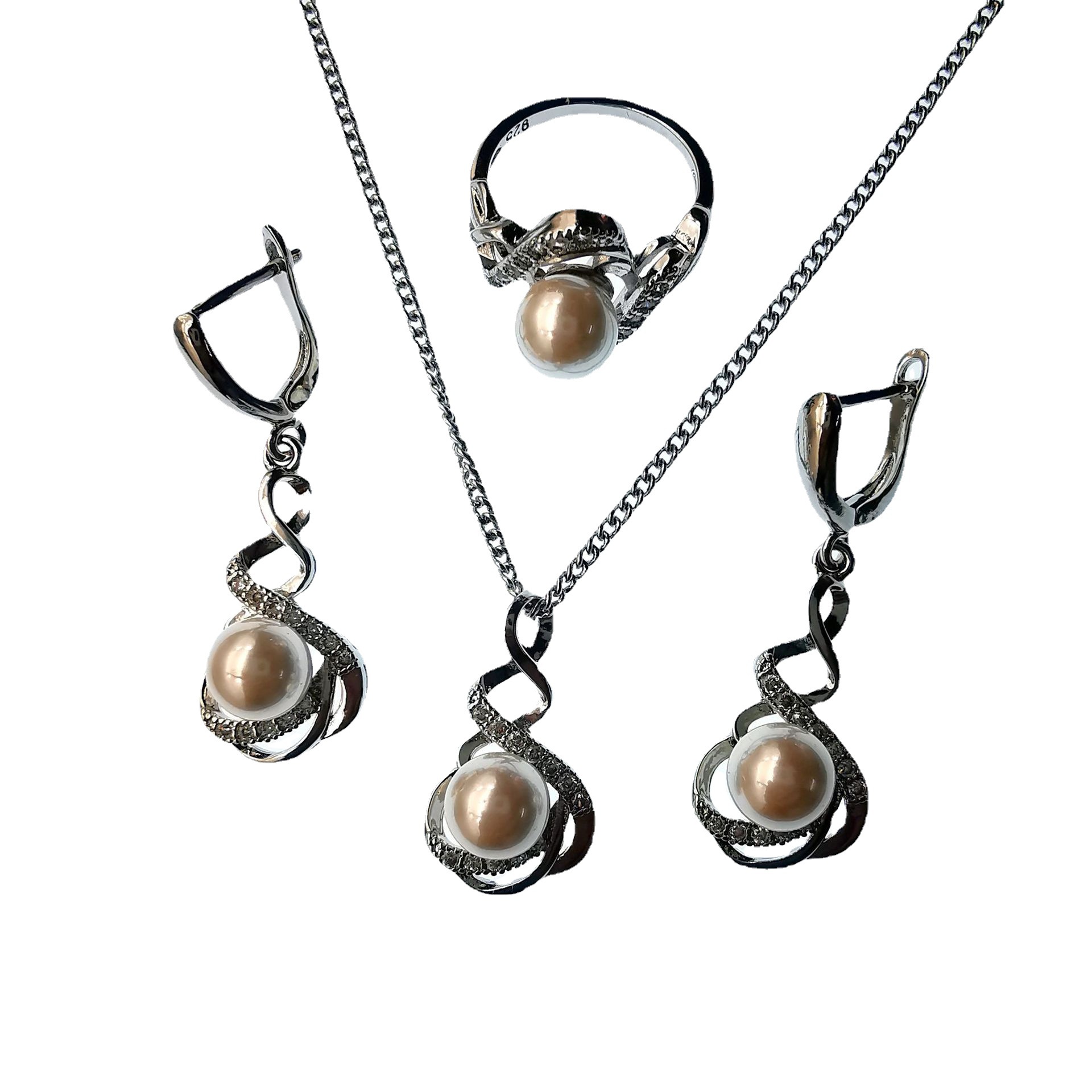 Necklace pearl