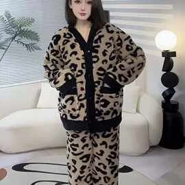 豹纹V领开衫珊瑚绒睡衣套装秋冬新款保暖加绒加厚家居服法兰绒