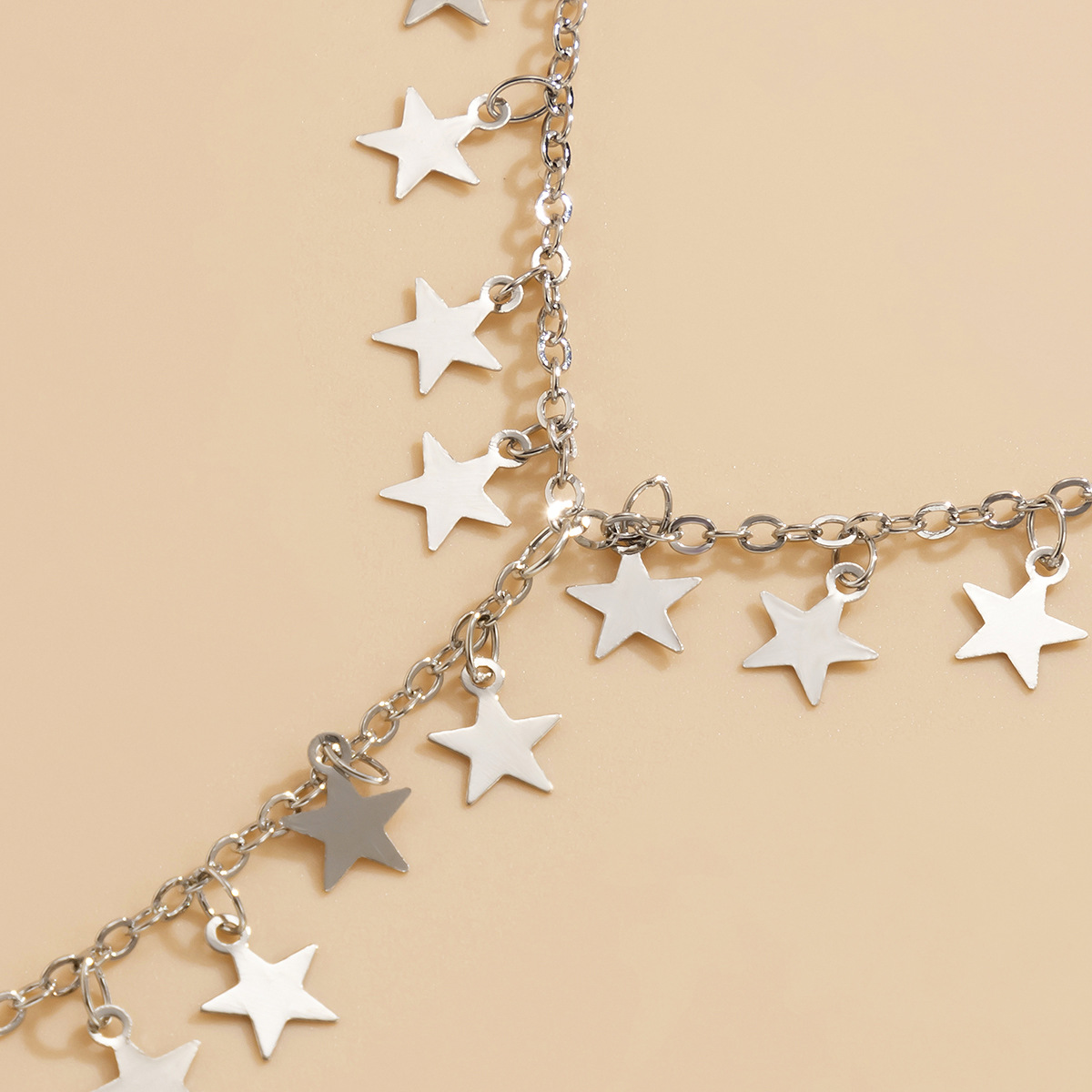 Accessoires polyvalents, longue chaîne de pull à pompon en forme d'étoile en forme de Y, collier en métal simple et élégant_voghion.com
