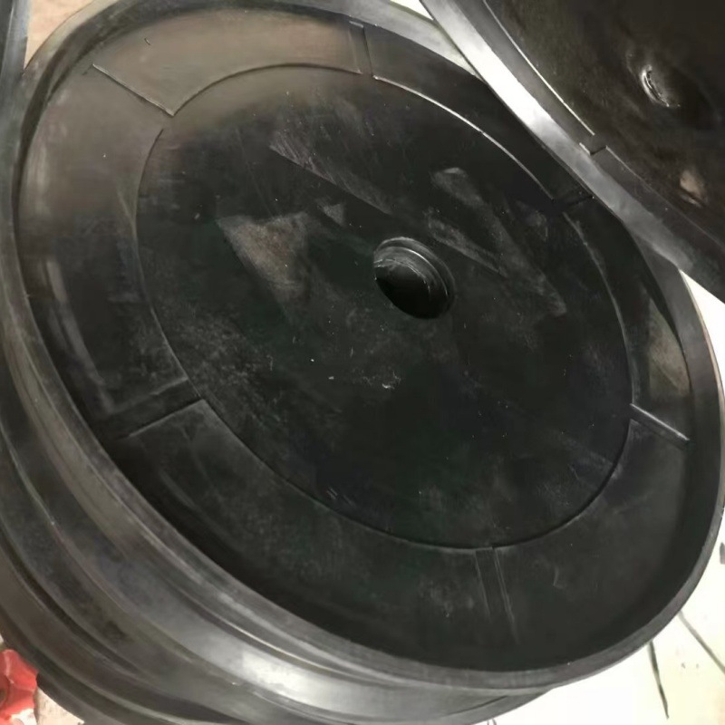 机械橡胶轴套生产橡胶衬板各种规格橡胶制品异形件加工  厂家直供