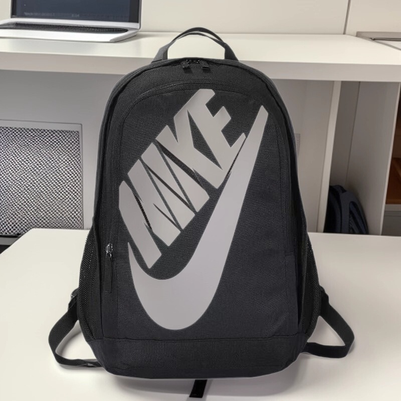 Pre-Sale Nike Sports and Leisure Logo Printed Nylon Backpack for Men and Women, Couple Backpack, Spring Season