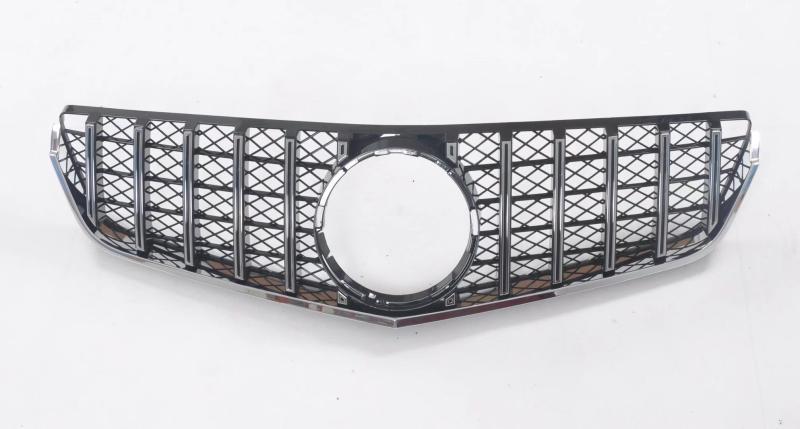 Suitable for 09-13 W207 Mercedes-Benz Ecoupe Modified Amg Gypsophila Gt Mid-Grid Water Tank Cover Grille