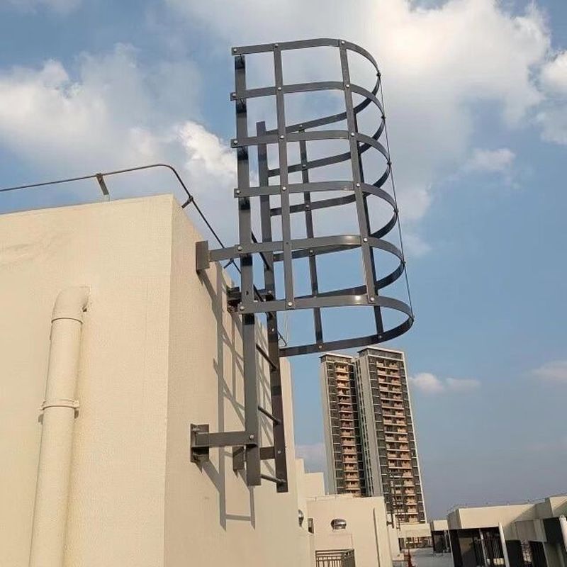爬梯护笼用于工业设备建筑维护提供安全保障耐用性强本地直发