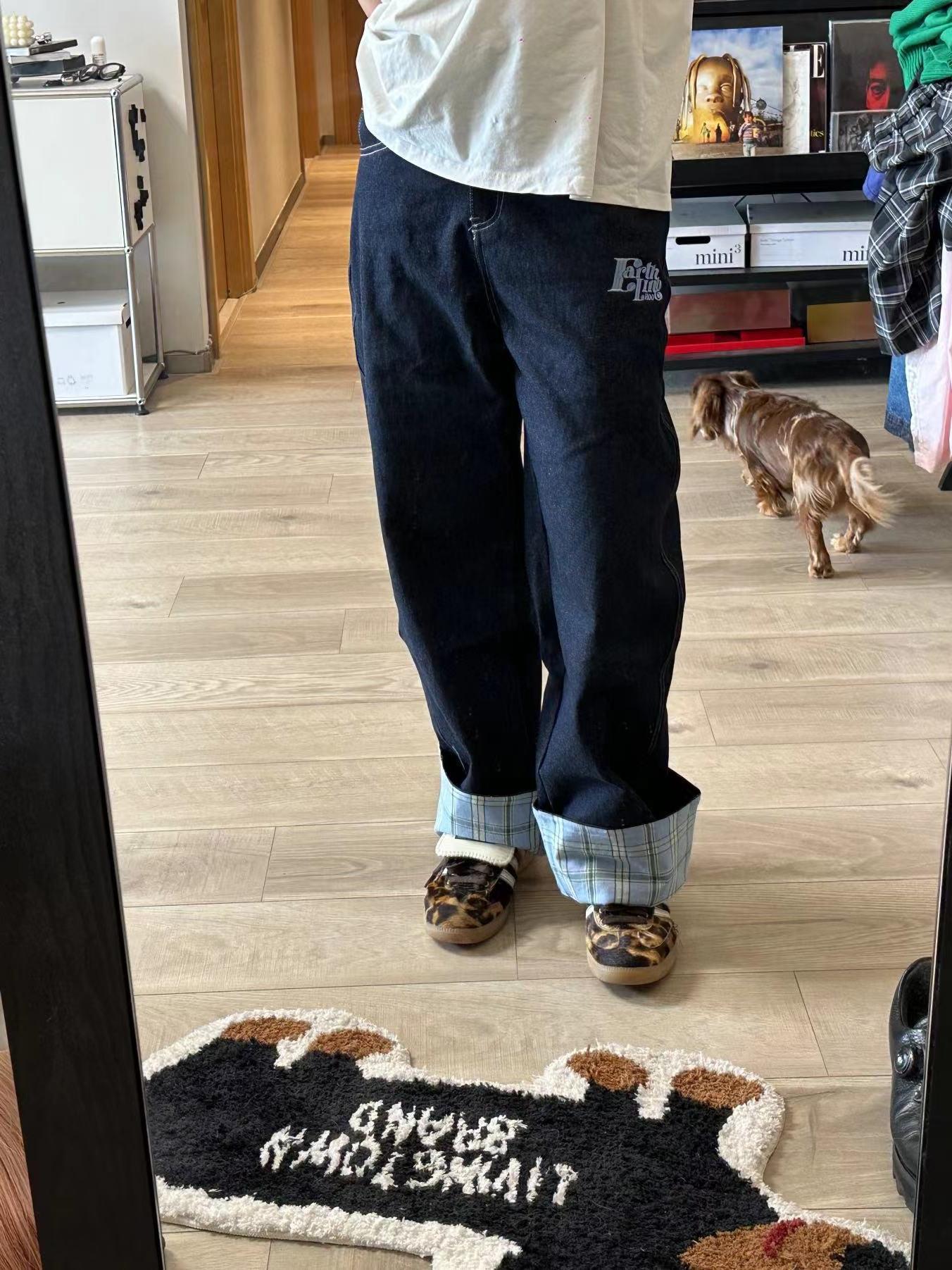 파란색 격자 무늬