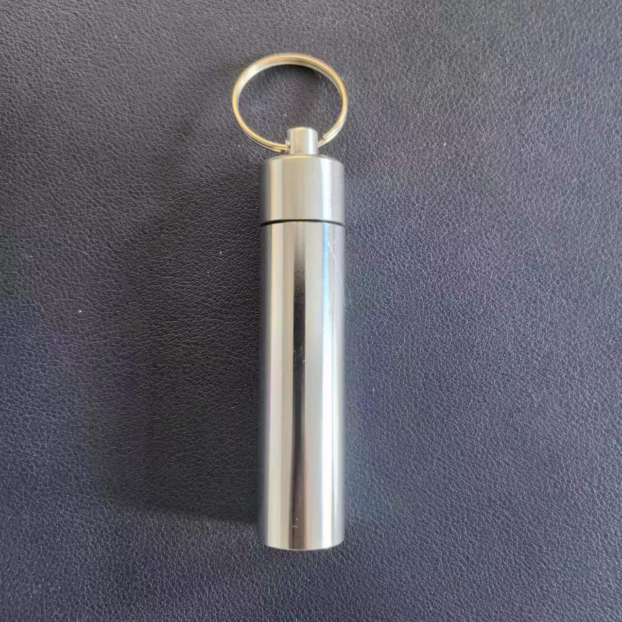 Nianju portátil mini caja de medicamentos de almacenamiento pequeño tanque sellado de tanque impermeable de alta gama botella de medicina pequeña para ancianos