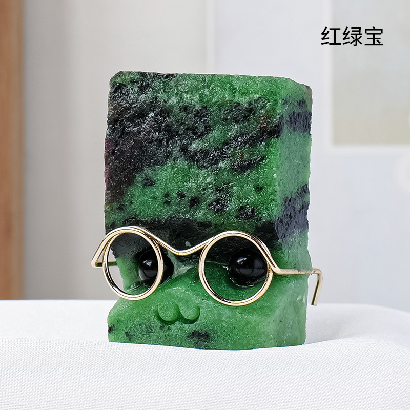 Crystal natural transfronterizo pequeño erizo adornos de escritorio para el hogar para jugar con gafas para la decoración creativa del erizo mayorista